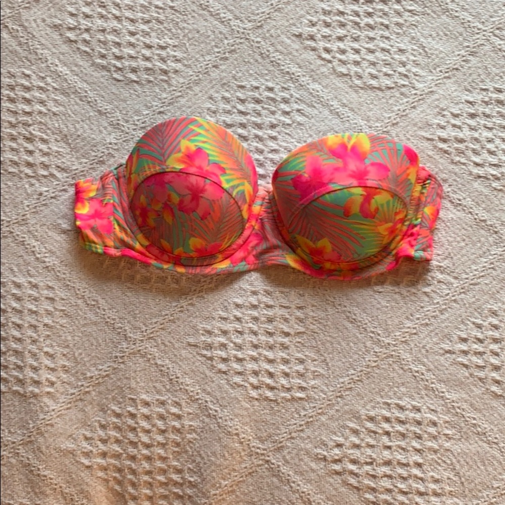 Bikini top